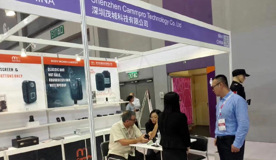 Jan. 2019   Cammpro attend the exhibition in Dubai, our cameras drew more attention of customers from over the world.
Cammpro released body worn camera M852 with attractive smart design, and the world